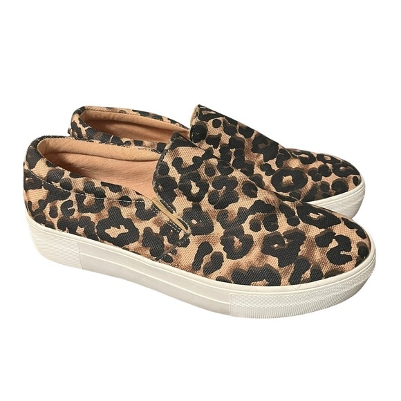 Steve Madden Leopard Gills Platform Sneaker - Picture 1 of 8